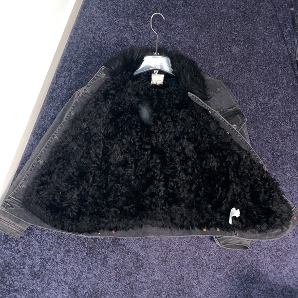 American Eagle size small destroyed black denim heavy furry down quilted jacket - Picture 3 of 10